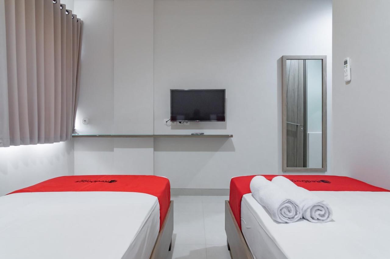 Reddoorz Plus @ Cirebon City Center Exterior foto